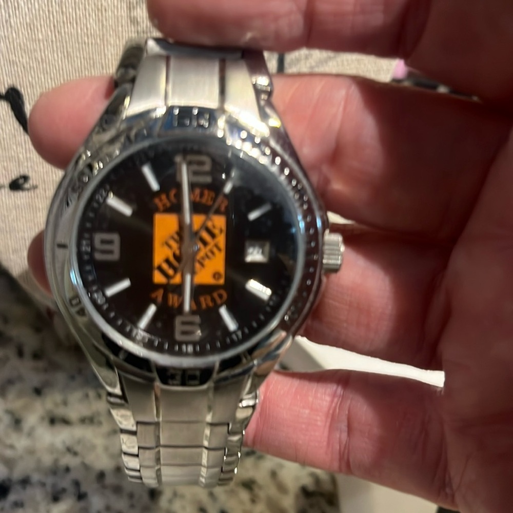 Remix Home Depot Homer Award Mens Stainless Steel Wrist Watch Works PR2042